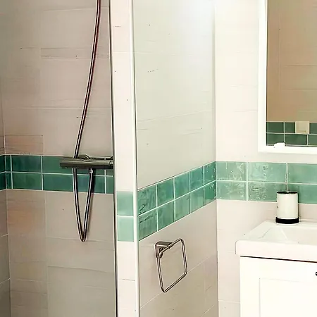 Apartment Con Piscina Privada Y Terraza En Conil - Es-180-203