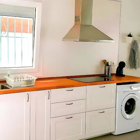 Con Piscina Privada Y Terraza En Conil - Es-180-203